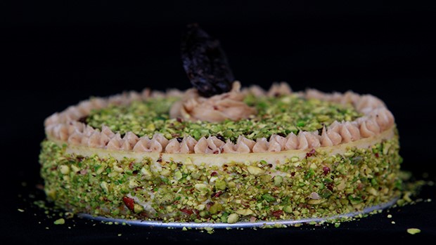 pistachio cheesecake