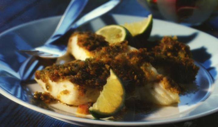 FISH FILLETS WITH PINEAPPLE-PISTACHIO SAUCE