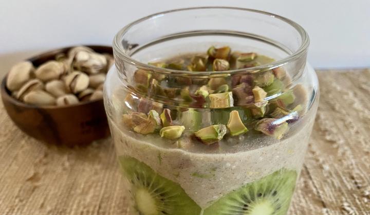 Green Energy Overnight Oats