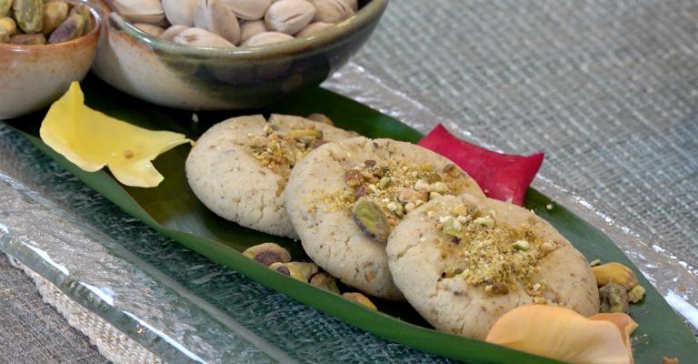 Ground Pistachio Nankhatai Cookies