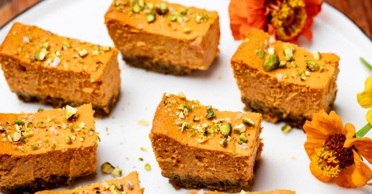 Pumpkin Cheesecake Bars